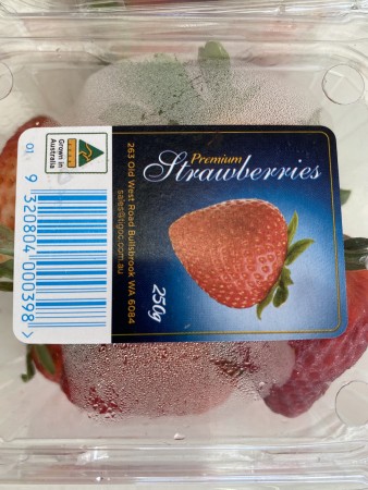 Australian Strawberry ($5.50/pkt)
