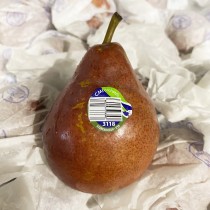 US Red Pear ($5 / 5pc)